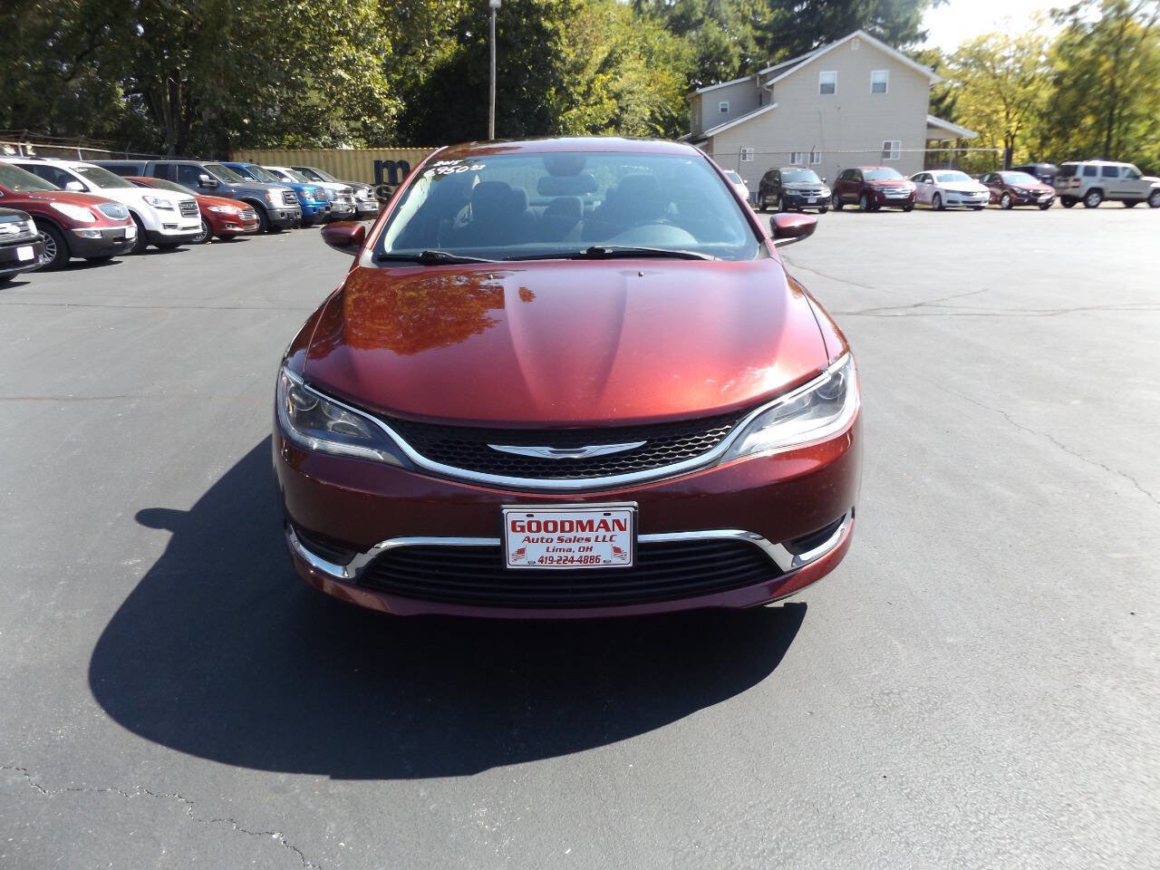 Used 2015 Chrysler 200 Limited w/ Convenience Group image 2