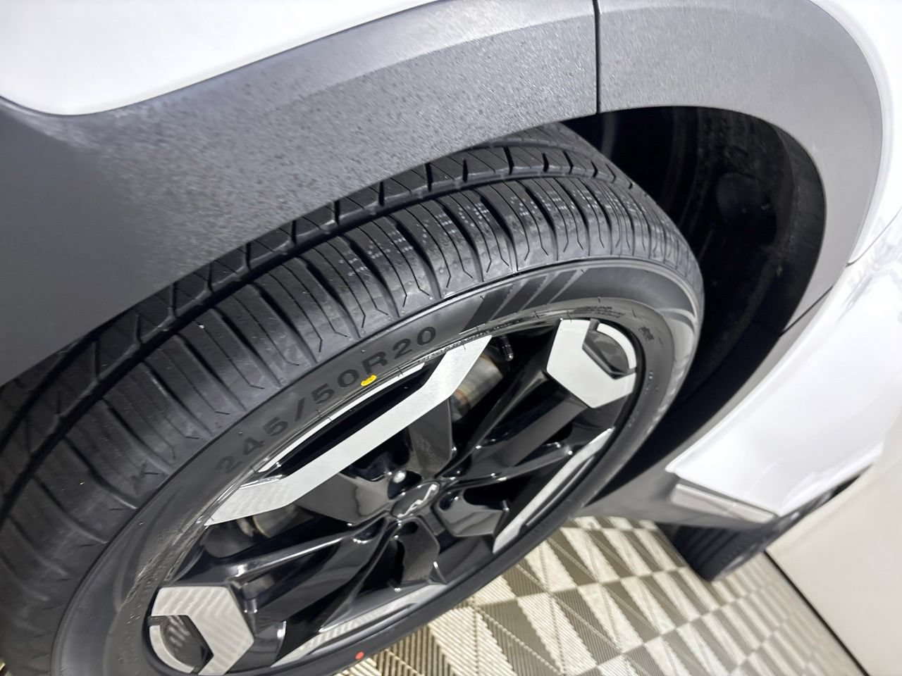 Used 2025 Kia Telluride S AWD/4WD image 35