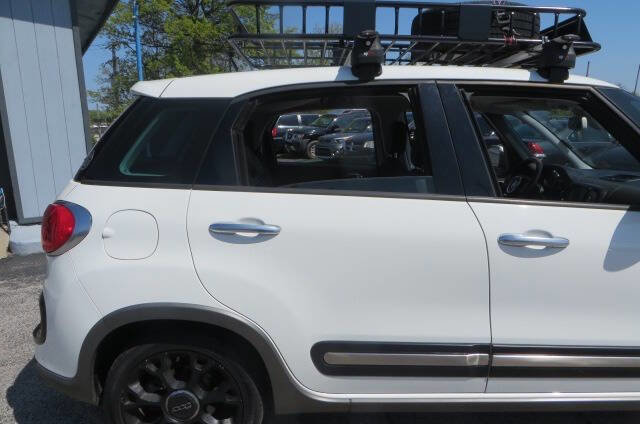 Used 2014 FIAT 500L Trekking w/ Popular Equipment Group FWD image 39