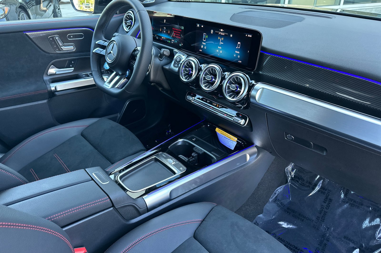 New 2026 Mercedes-Benz GLB 35 AMG AMG 35 image 16