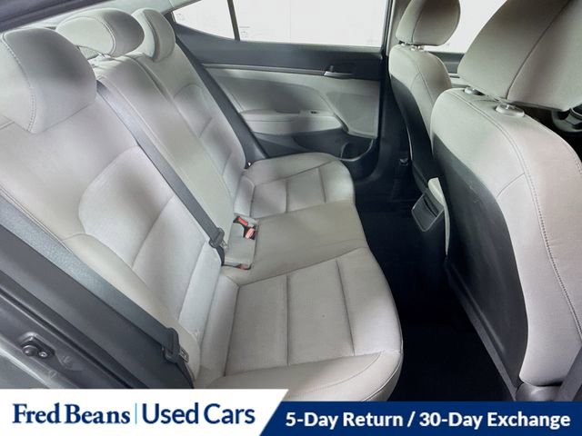 Used 2017 Hyundai Elantra SE image 24