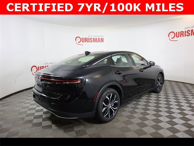 Used 2024 Toyota Crown XLE image 12