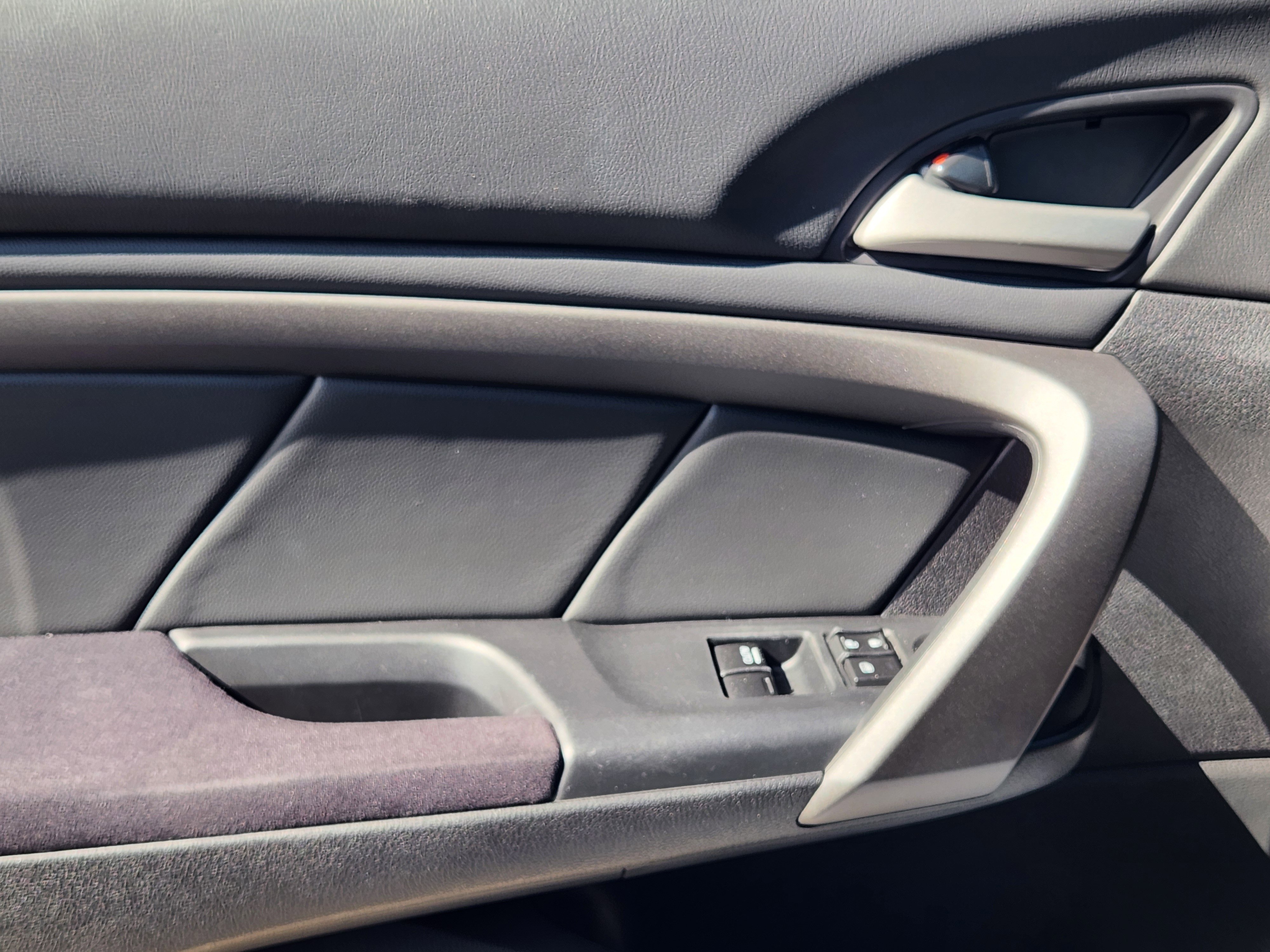 Used 2012 Honda Accord LX-S image 25