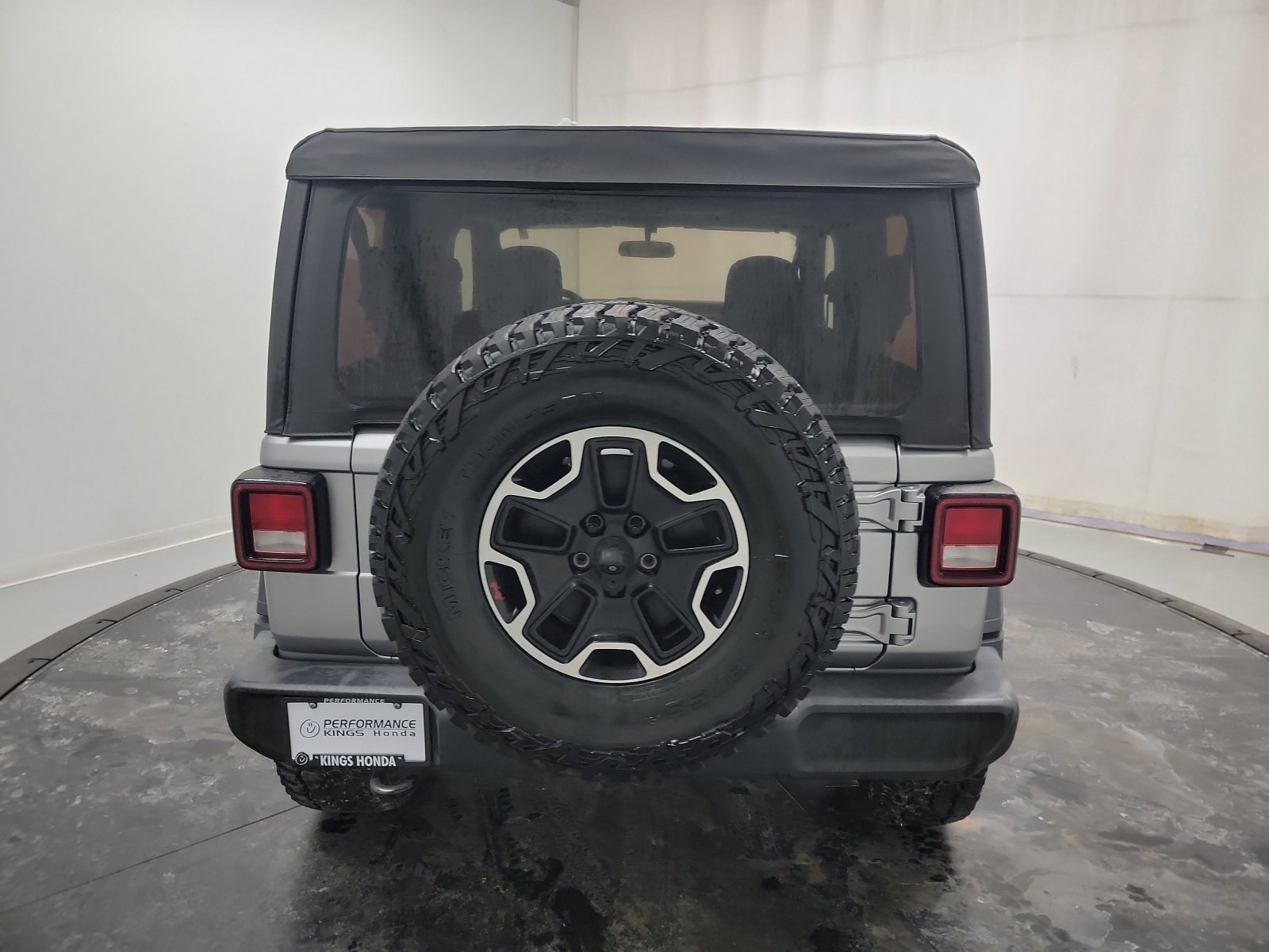 Used 2018 Jeep Wrangler Sport image 8