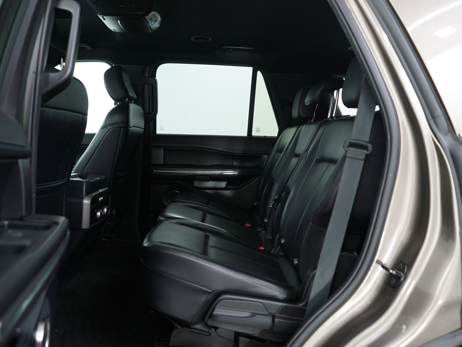 Used 2019 Ford Expedition XLT w/ Equipment Group 201A image 19