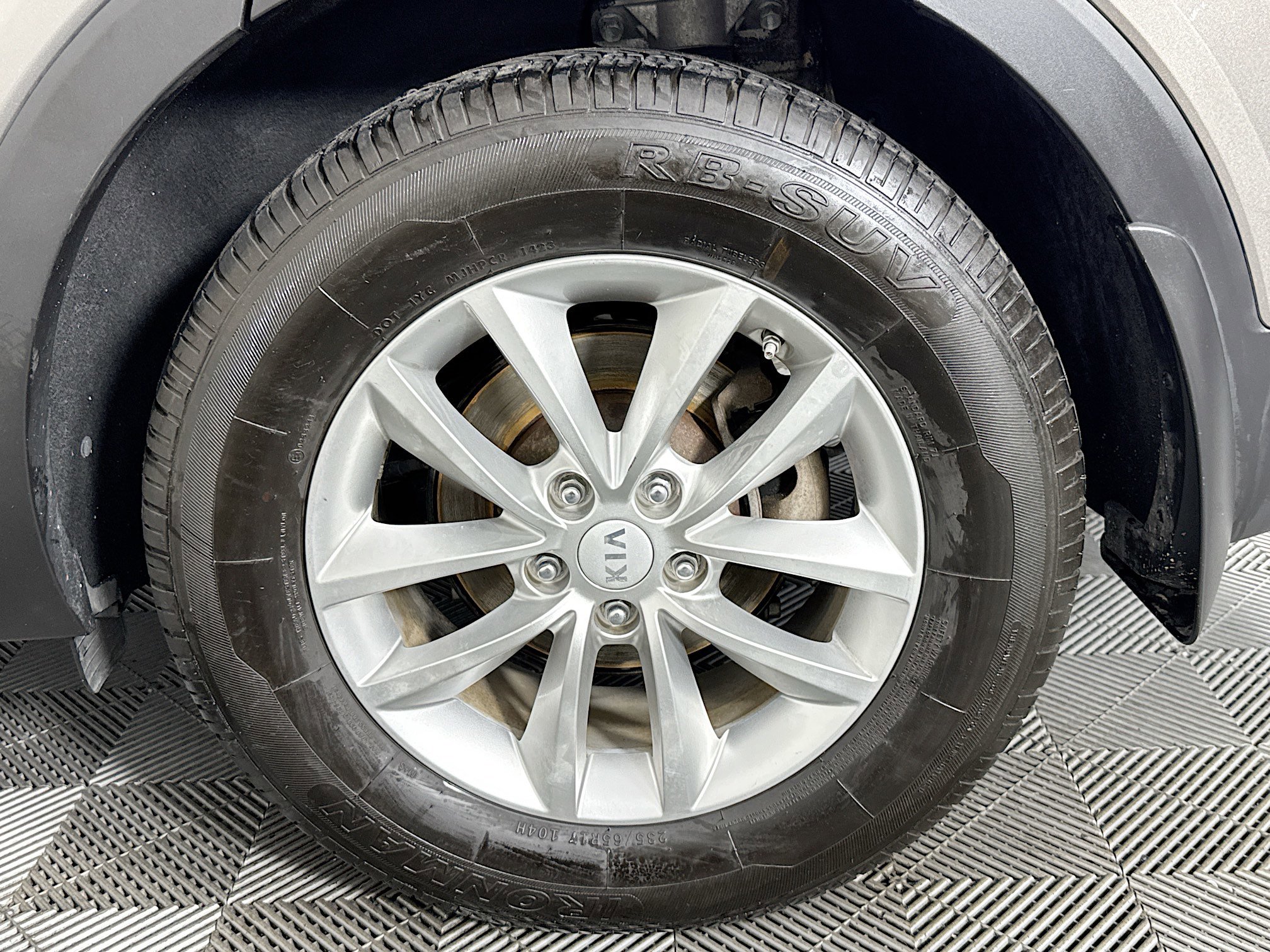 Used 2018 Kia Sorento LX image 35