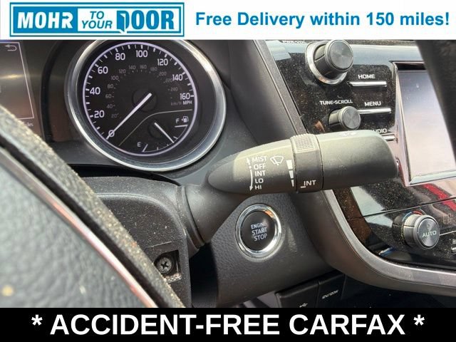 Used 2020 Toyota Camry SE w/ Convenience Package FWD image 18
