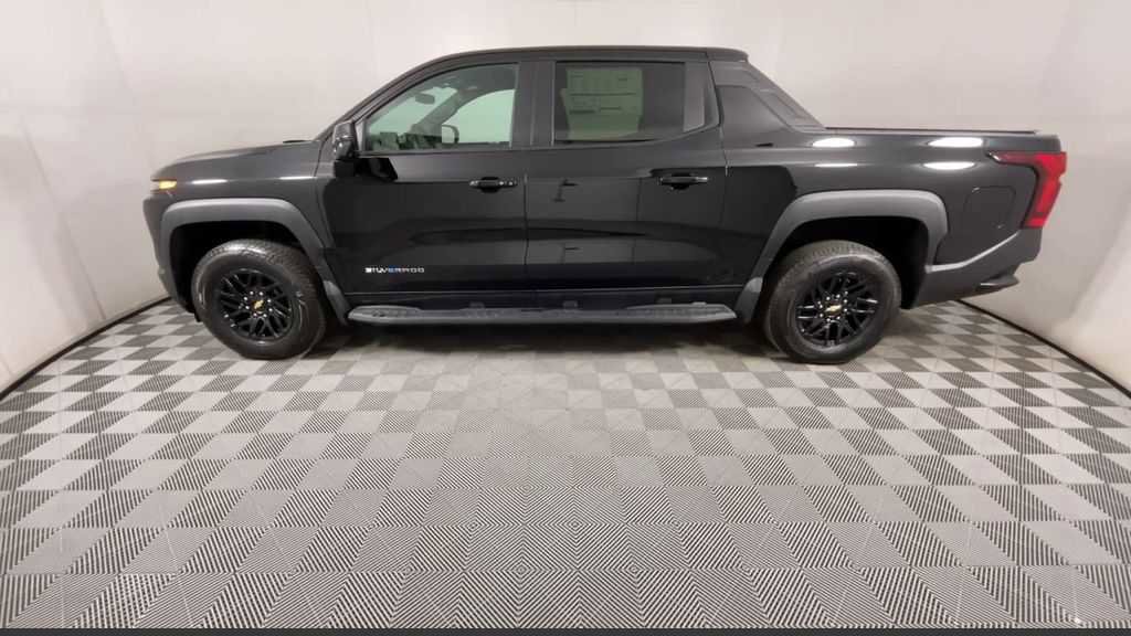 New 2024 Chevrolet Silverado EV W/T image 11