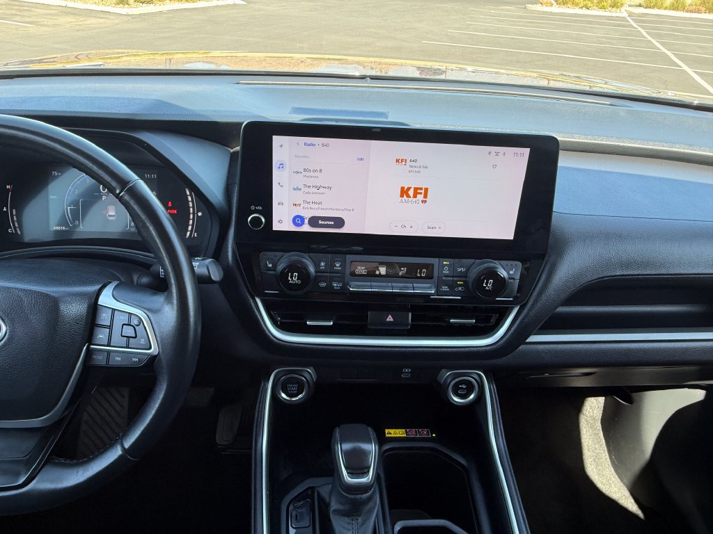 Used 2025 Toyota Grand Highlander FWD image 14