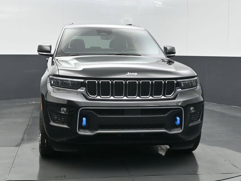 Used 2024 Jeep Grand Cherokee Overland w/ Luxury Tech Group IV image 4