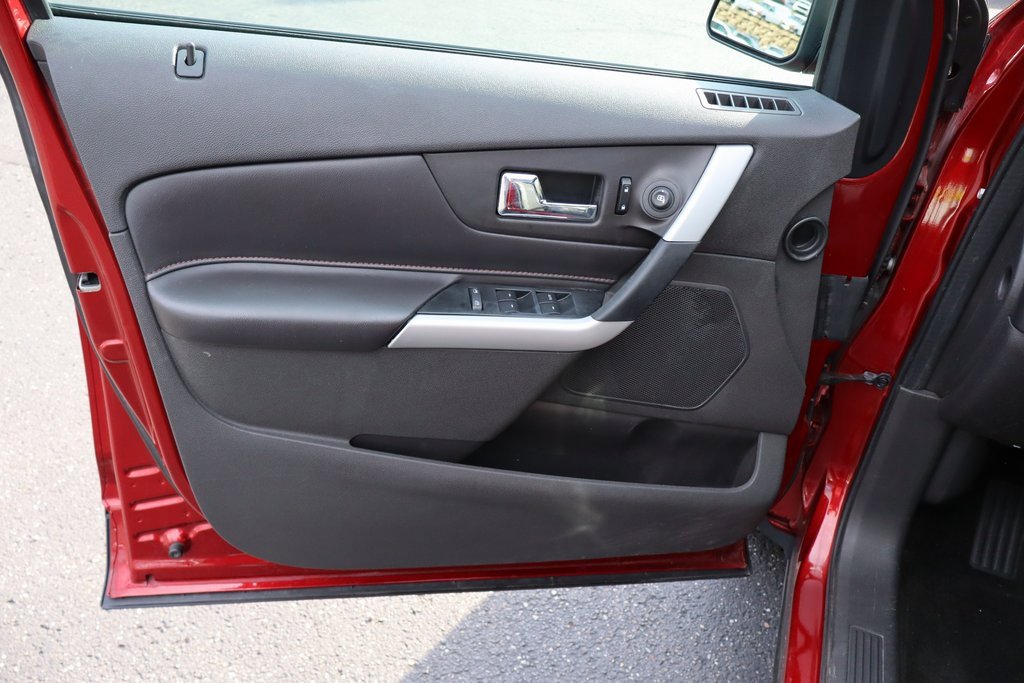 Used 2014 Ford Edge SEL w/ Equipment Group 205A image 19
