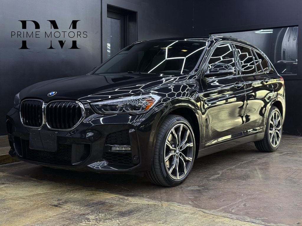 Used 2020 BMW X1 xDrive28i w/ M Sport Package image 1