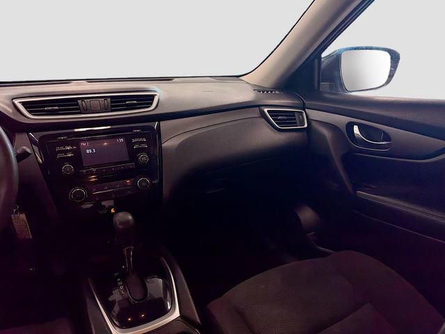 Used 2016 Nissan Rogue S image 18