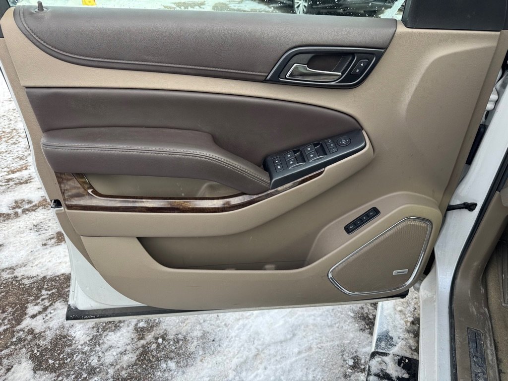 Used 2017 Chevrolet Tahoe LT w/ LT Signature Package image 15