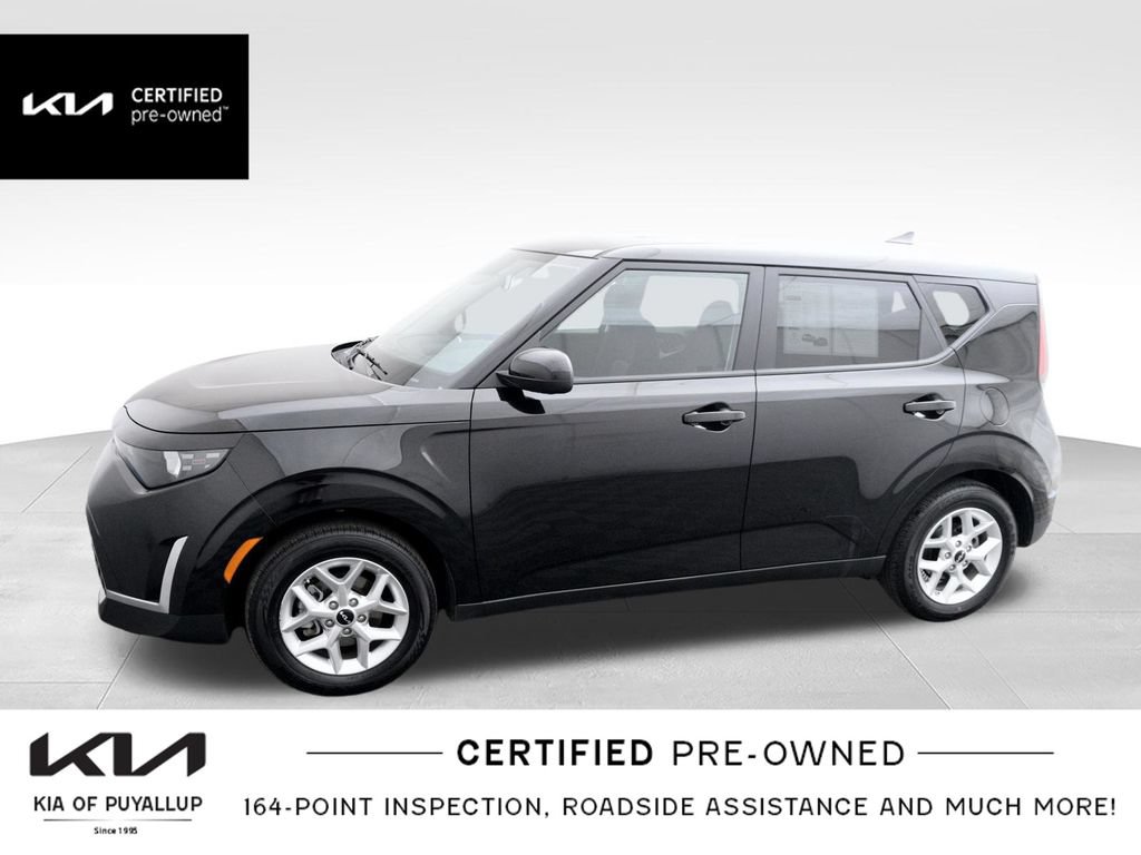Certified 2025 Kia Soul LX FWD image 9