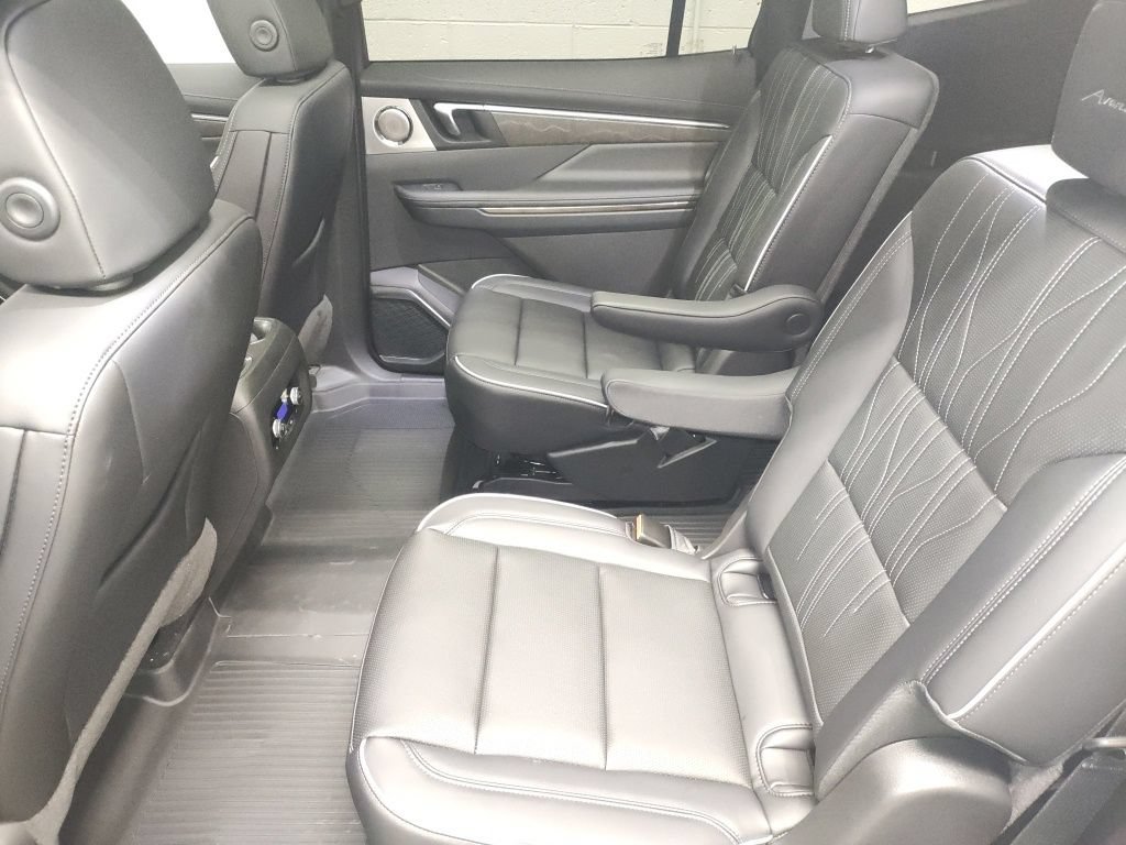 New 2026 Buick Enclave Avenir w/ Super Cruise Package AWD/4WD image 27