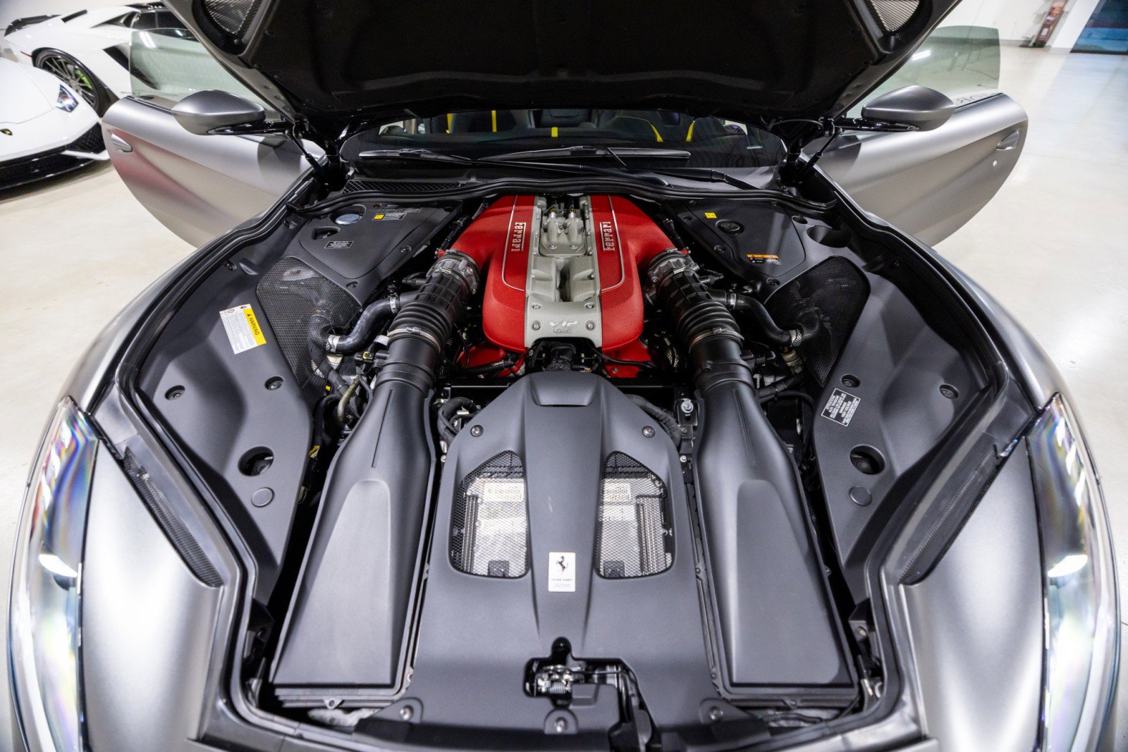 Used 2023 Ferrari 812 GTS image 64