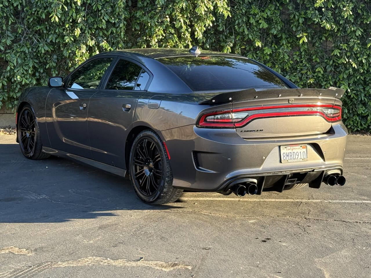 Used 2017 Dodge Charger R/T RWD image 6