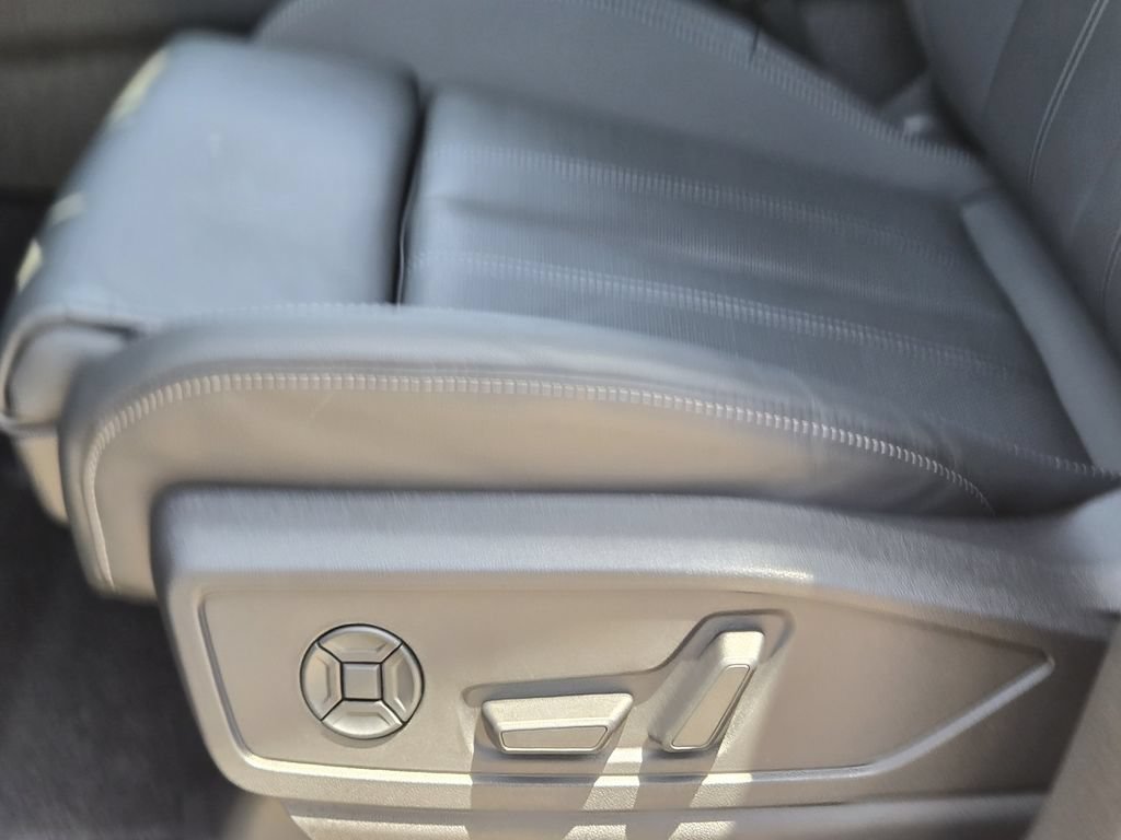 Certified 2025 Audi Q5 Premium Plus AWD/4WD image 31