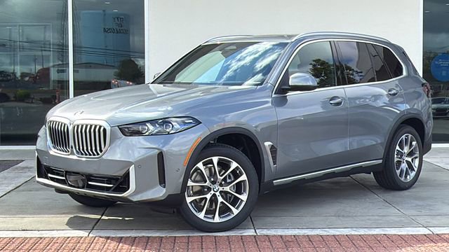 New 2026 BMW X5 sDrive40i w/ Premium Package