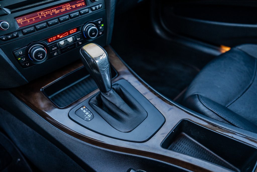 Used 2011 BMW 335i Sedan image 20