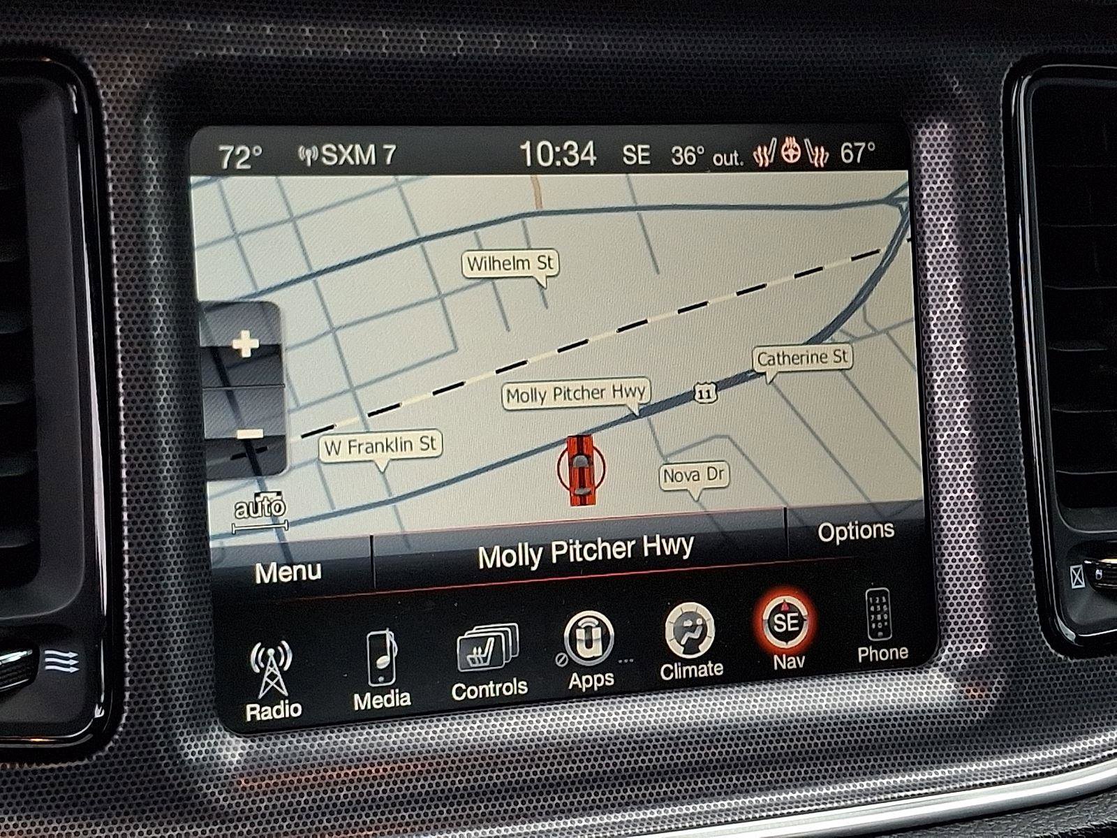 Used 2016 Dodge Challenger R/T Scat Pack w/ Leather Interior Group image 18