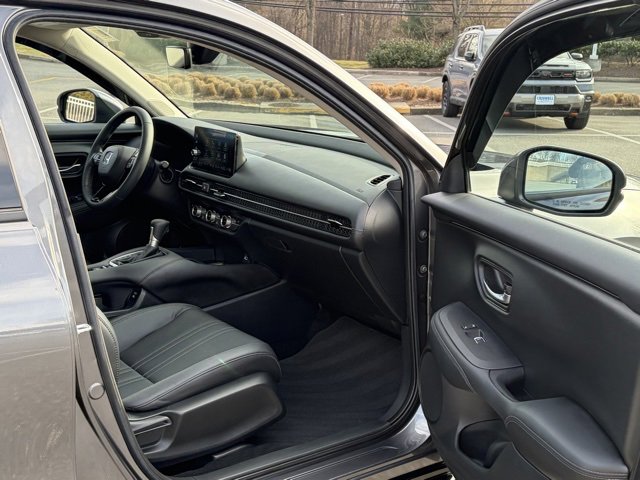 Used 2024 Honda HR-V EX-L image 27