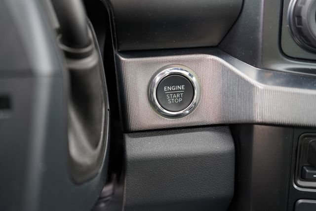 Used 2025 Ford F250 Platinum AWD/4WD image 24