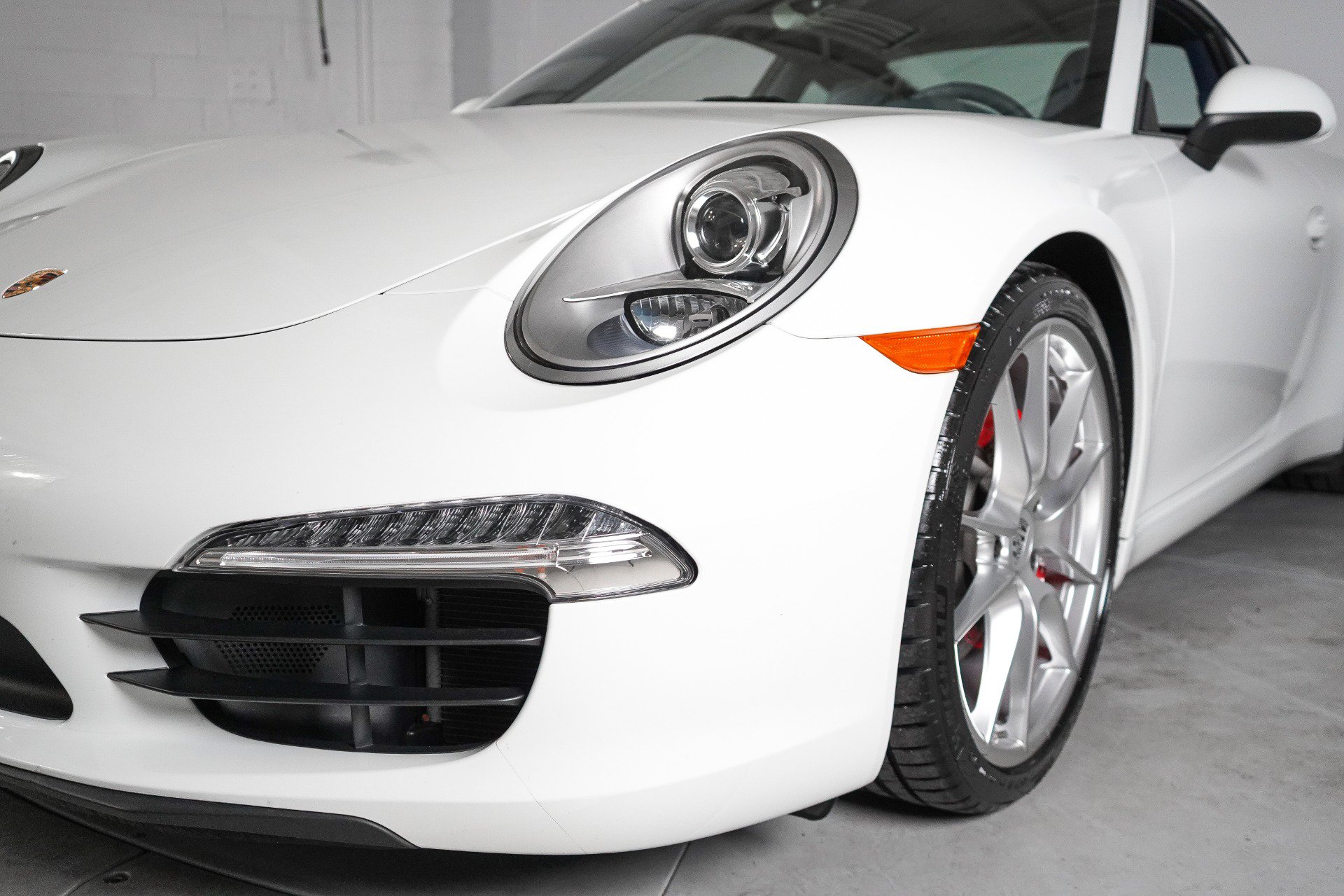 Used 2015 Porsche 911 Carrera S RWD image 39