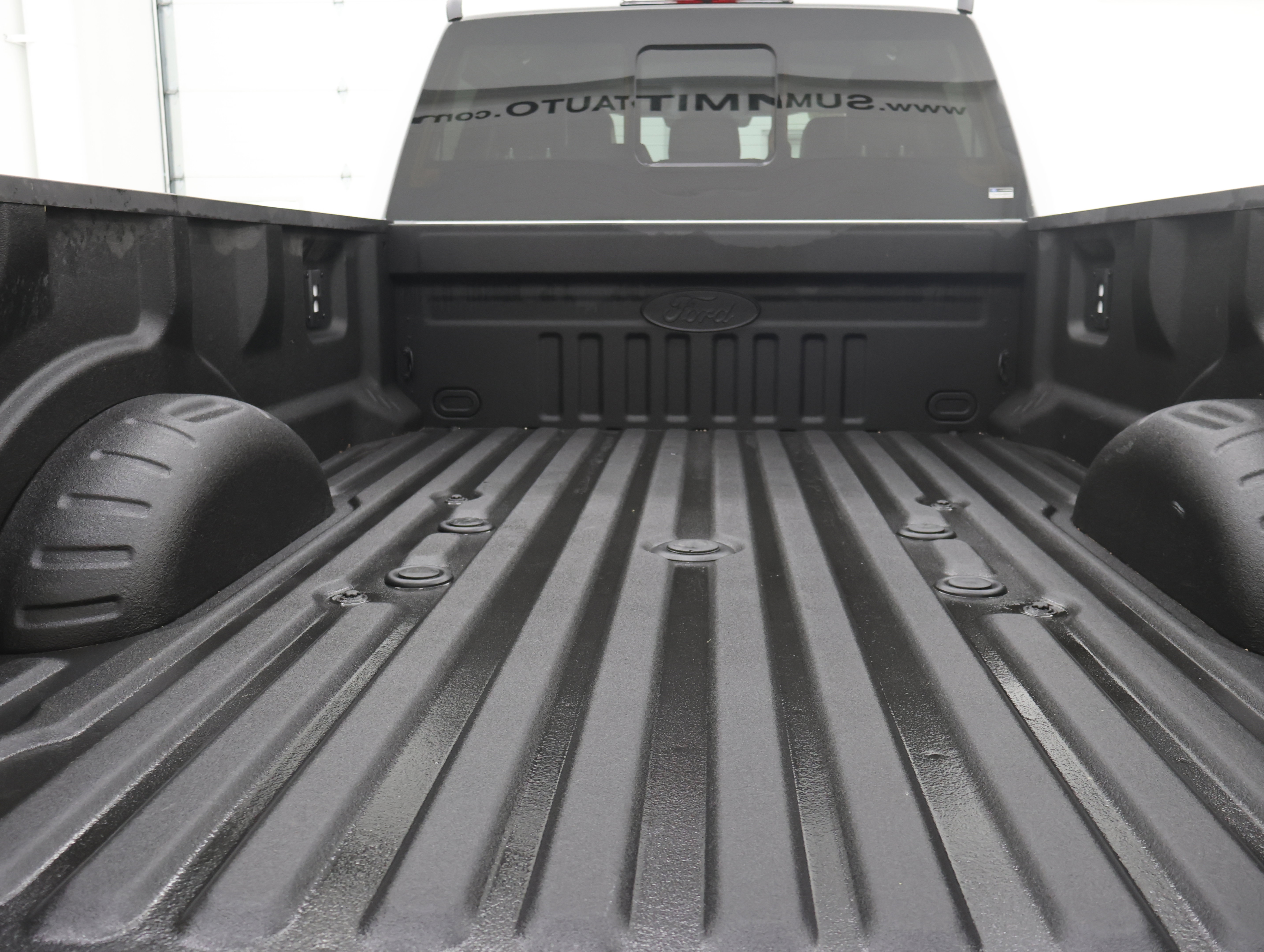 Used 2024 Ford F350 Lariat w/ Sport Appearance Package AWD/4WD image 31