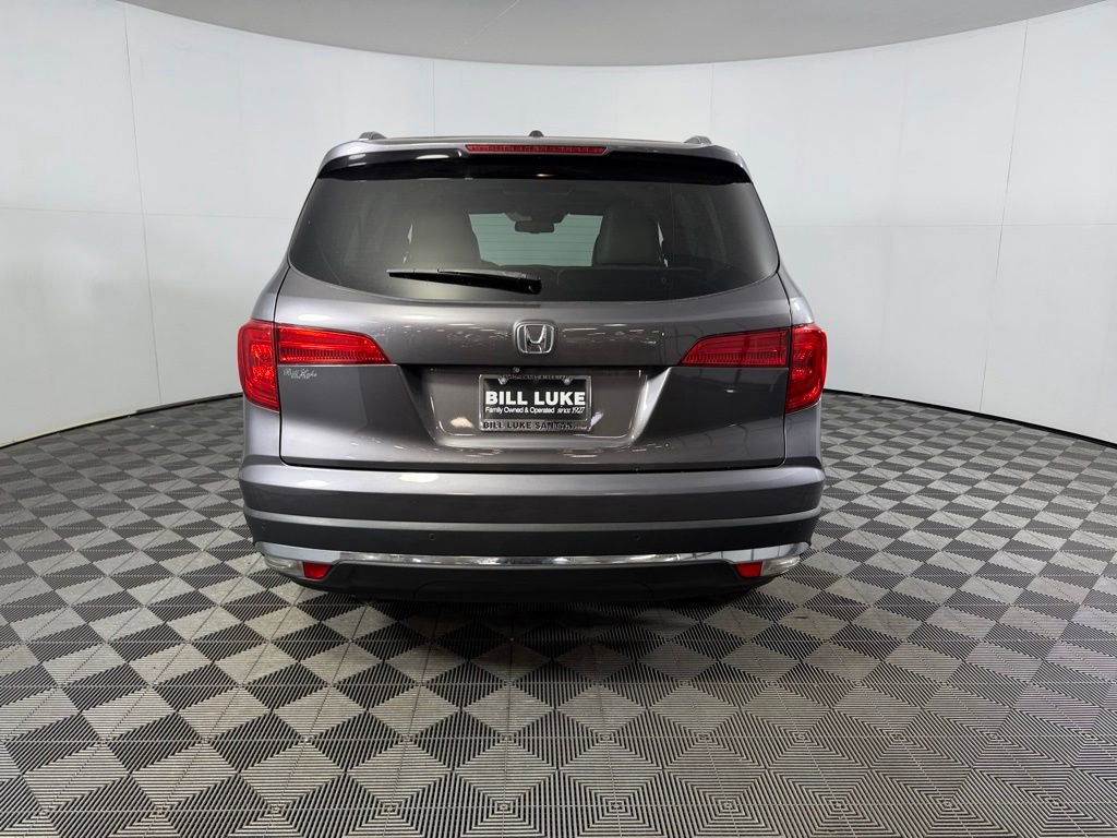 Used 2017 Honda Pilot Touring image 6