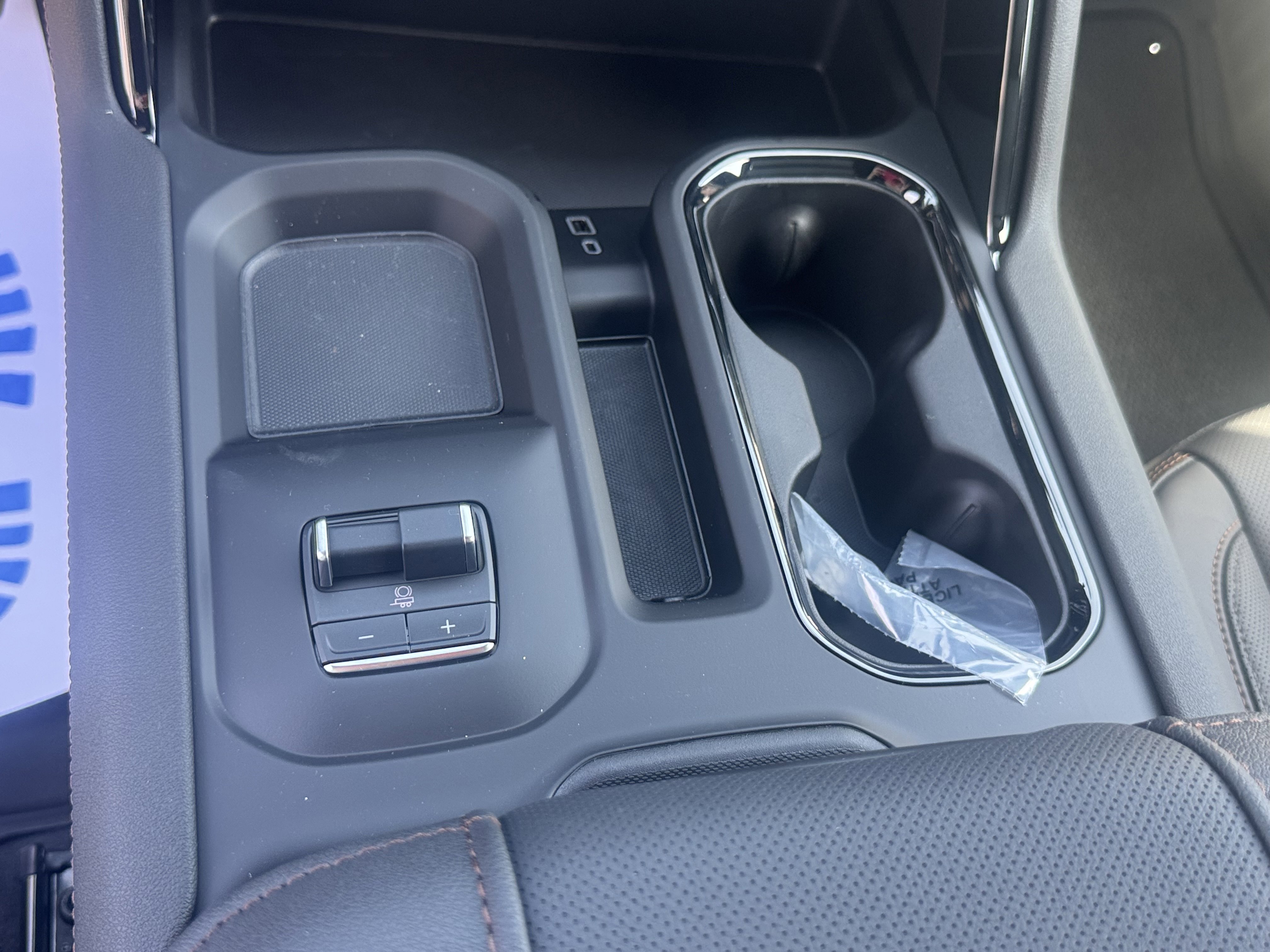 New 2026 GMC Sierra 2500 AT4 w/ AT4 Premium Plus Package image 19