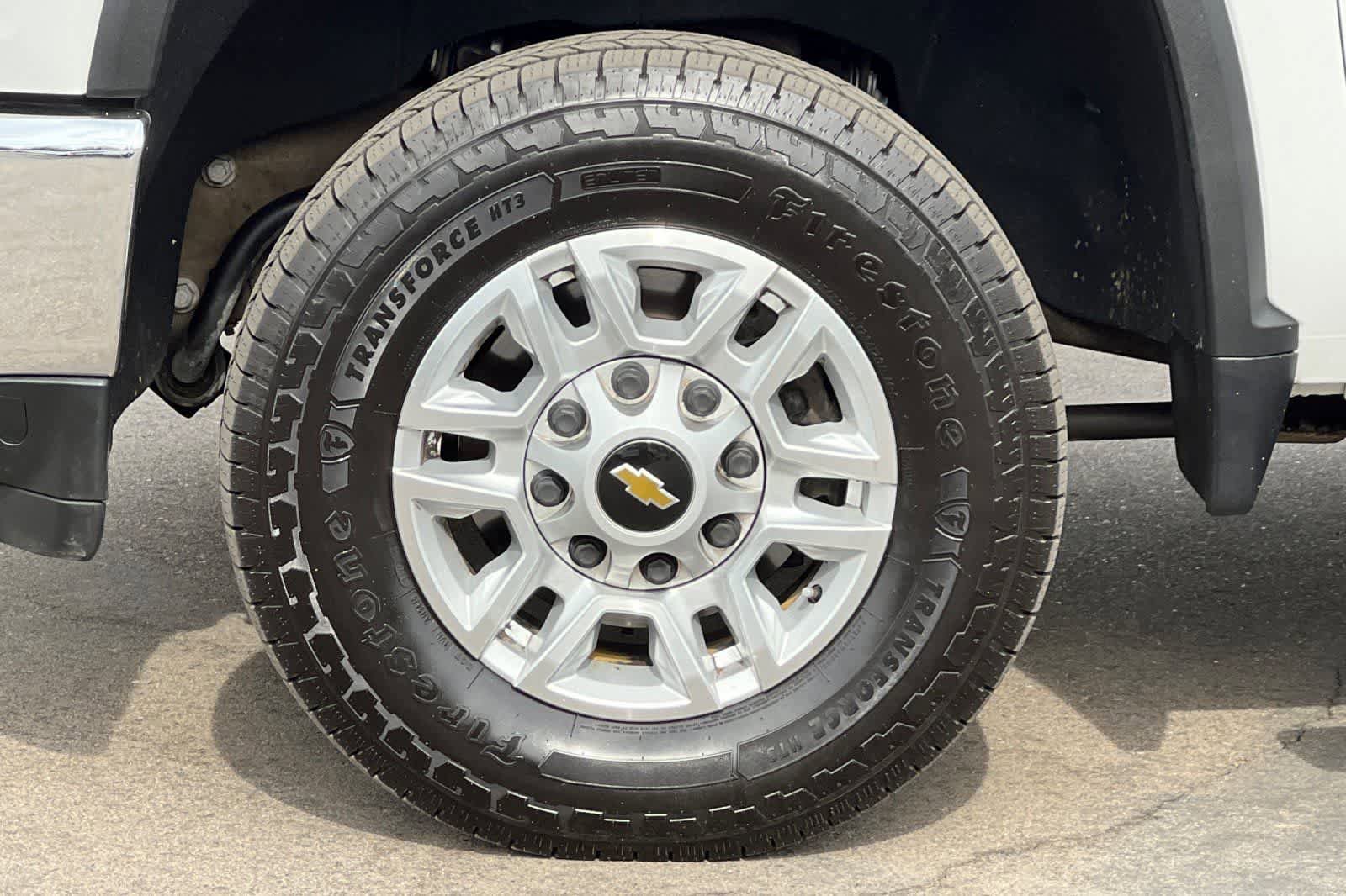 Used 2022 Chevrolet Silverado 2500 LT AWD/4WD image 34