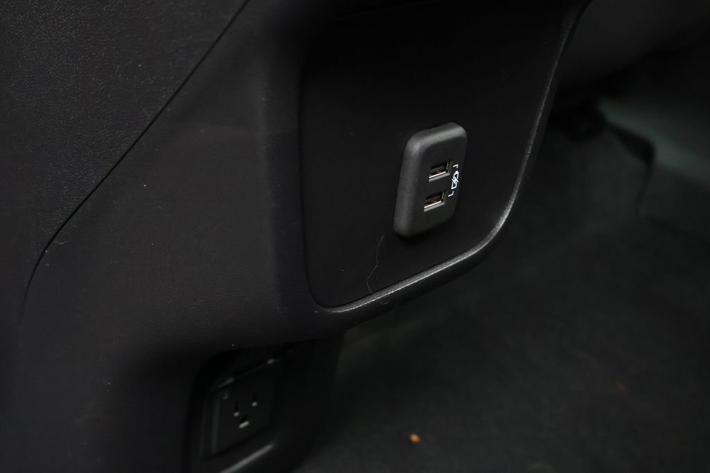 Certified 2023 Chevrolet Equinox LT FWD image 47
