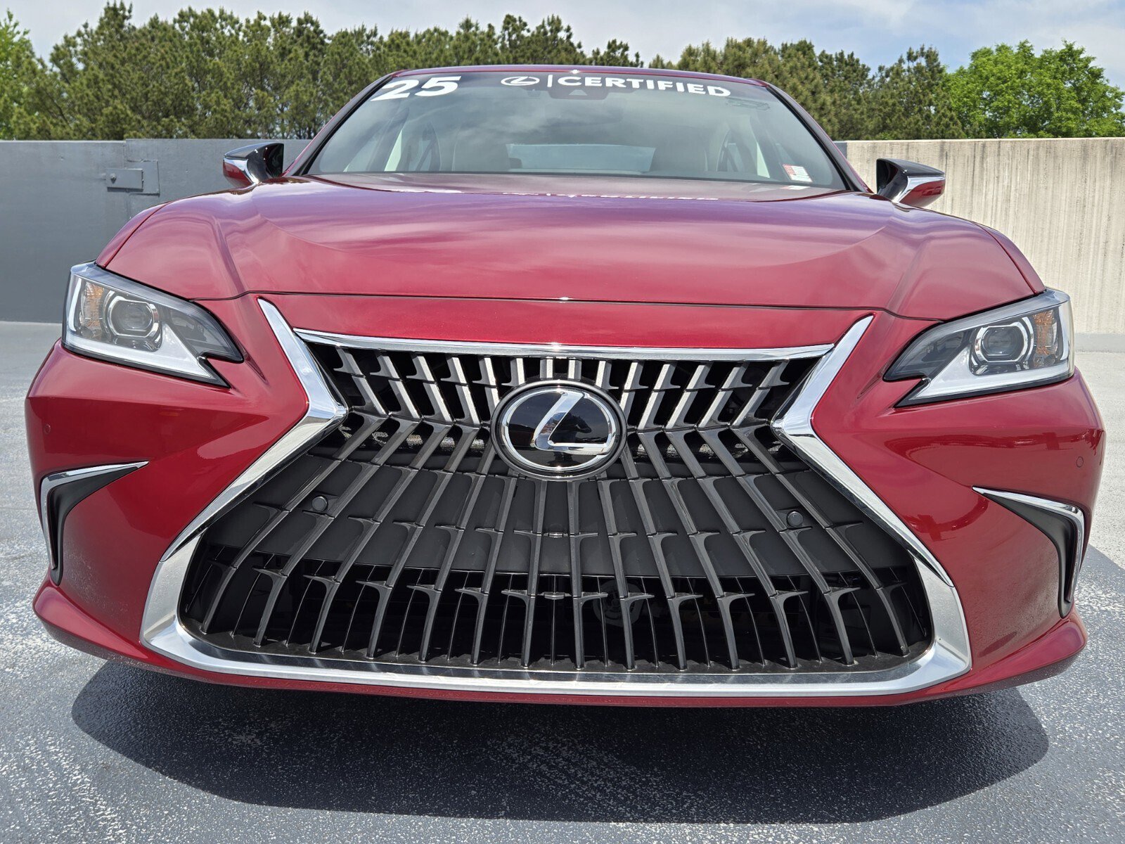 Certified 2025 Lexus ES 300h w/ Premium Package image 14