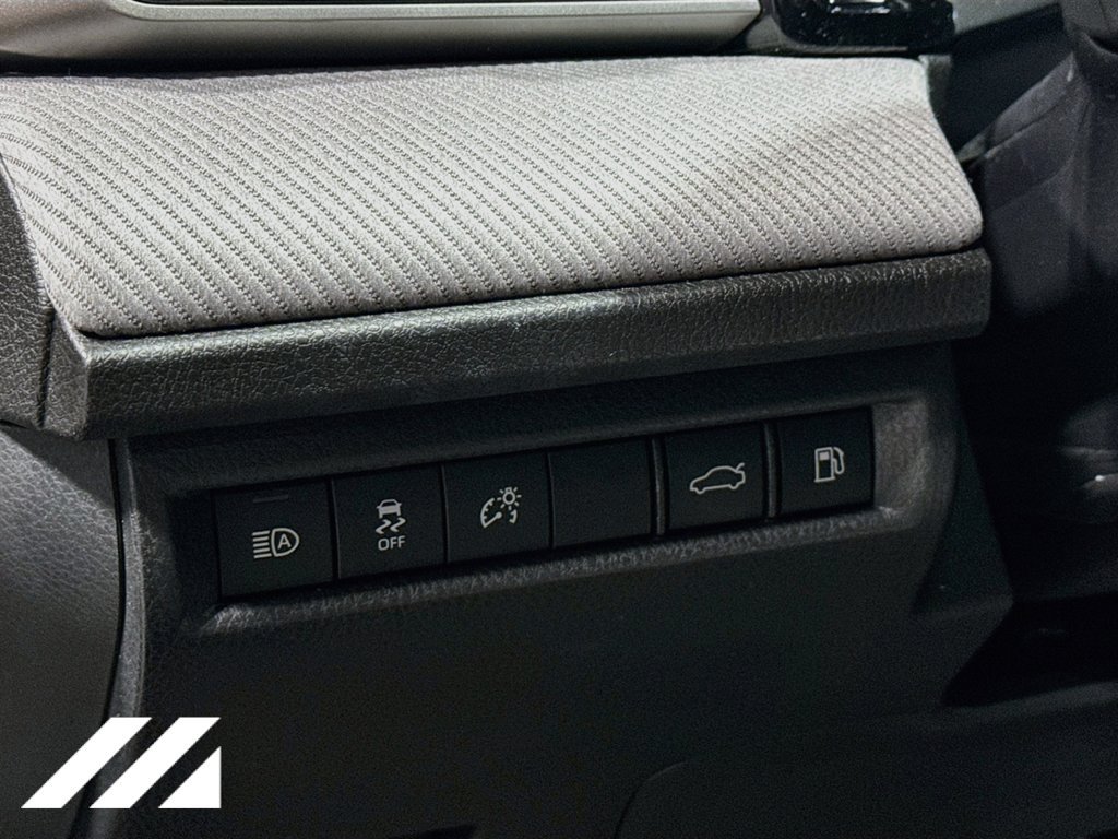 Used 2025 Toyota Camry SE w/ Multimedia Upgrade Package FWD image 10