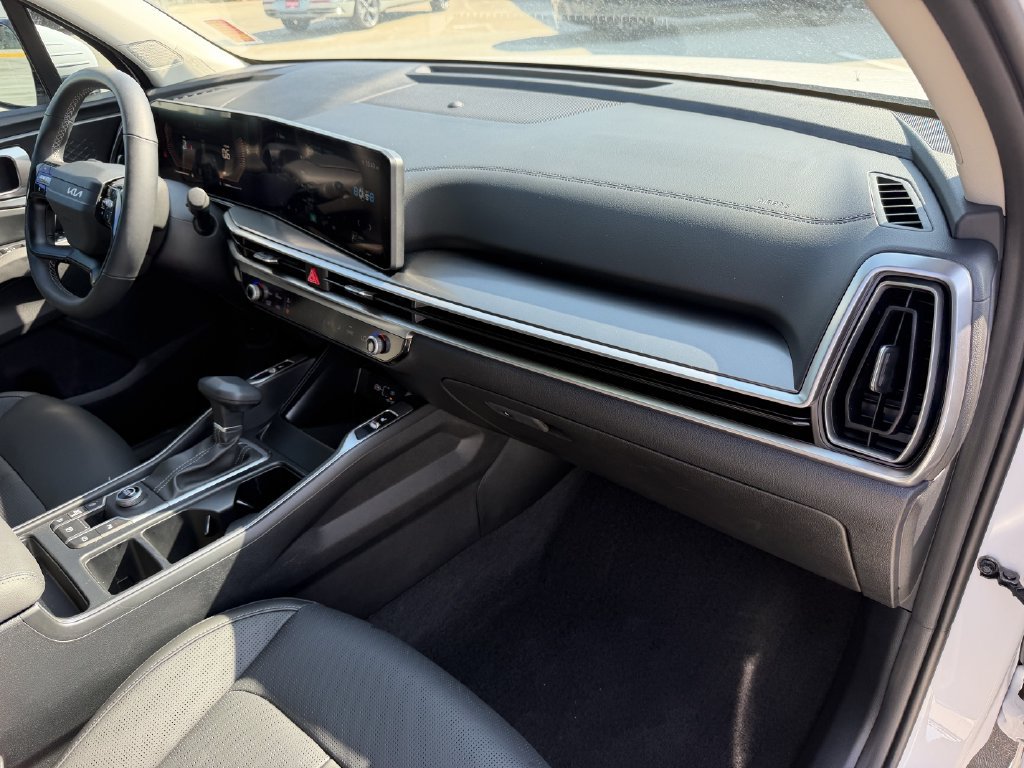 Used 2026 Kia Sorento S w/ S Panoramic Sunroof Package FWD image 27
