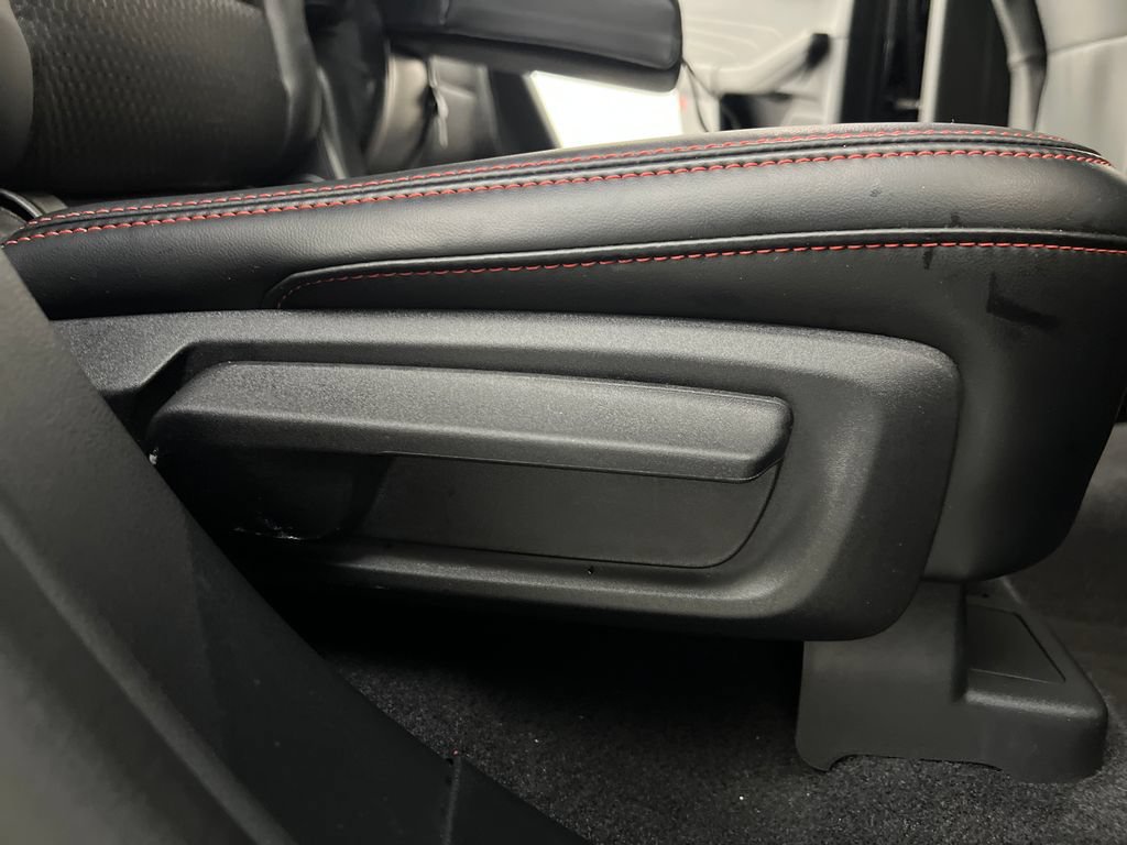 Used 2026 Ford Escape ST-Line FWD image 23