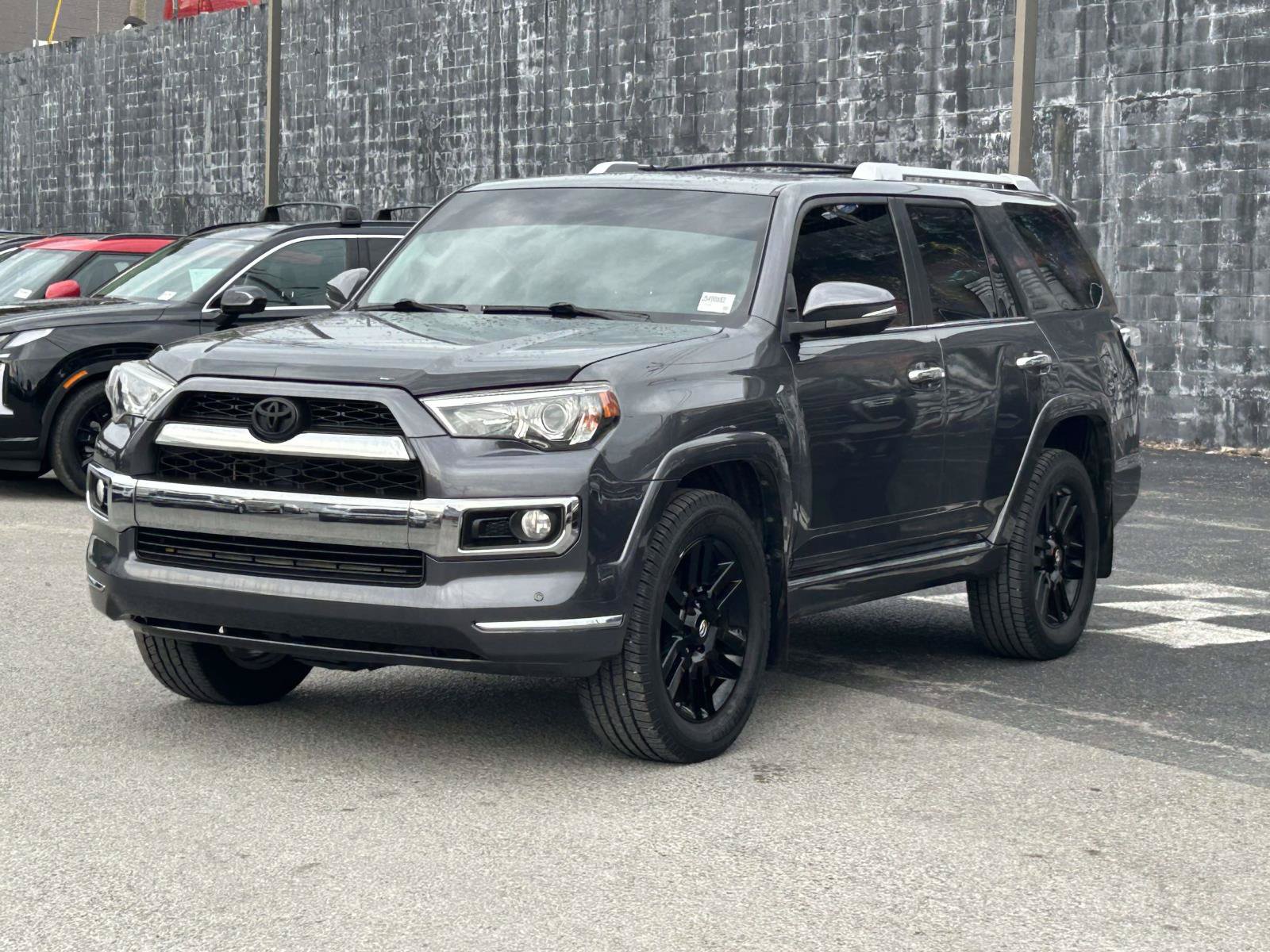 Used 2018 Toyota 4Runner Limited AWD/4WD image 3