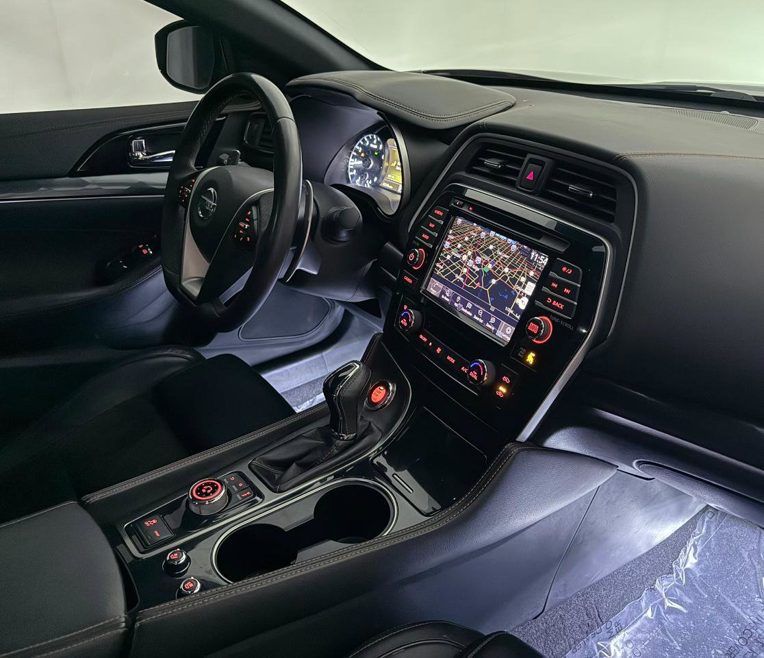Used 2020 Nissan Maxima SR w/ Sport Mat Group FWD image 26