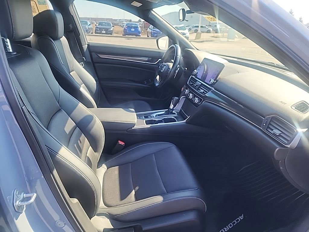 Used 2022 Honda Accord Sport image 30