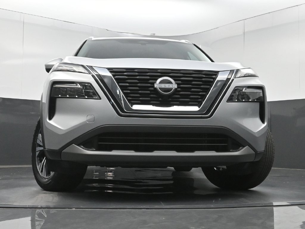 Used 2023 Nissan Rogue SV w/ SV Premium B Package FWD image 24