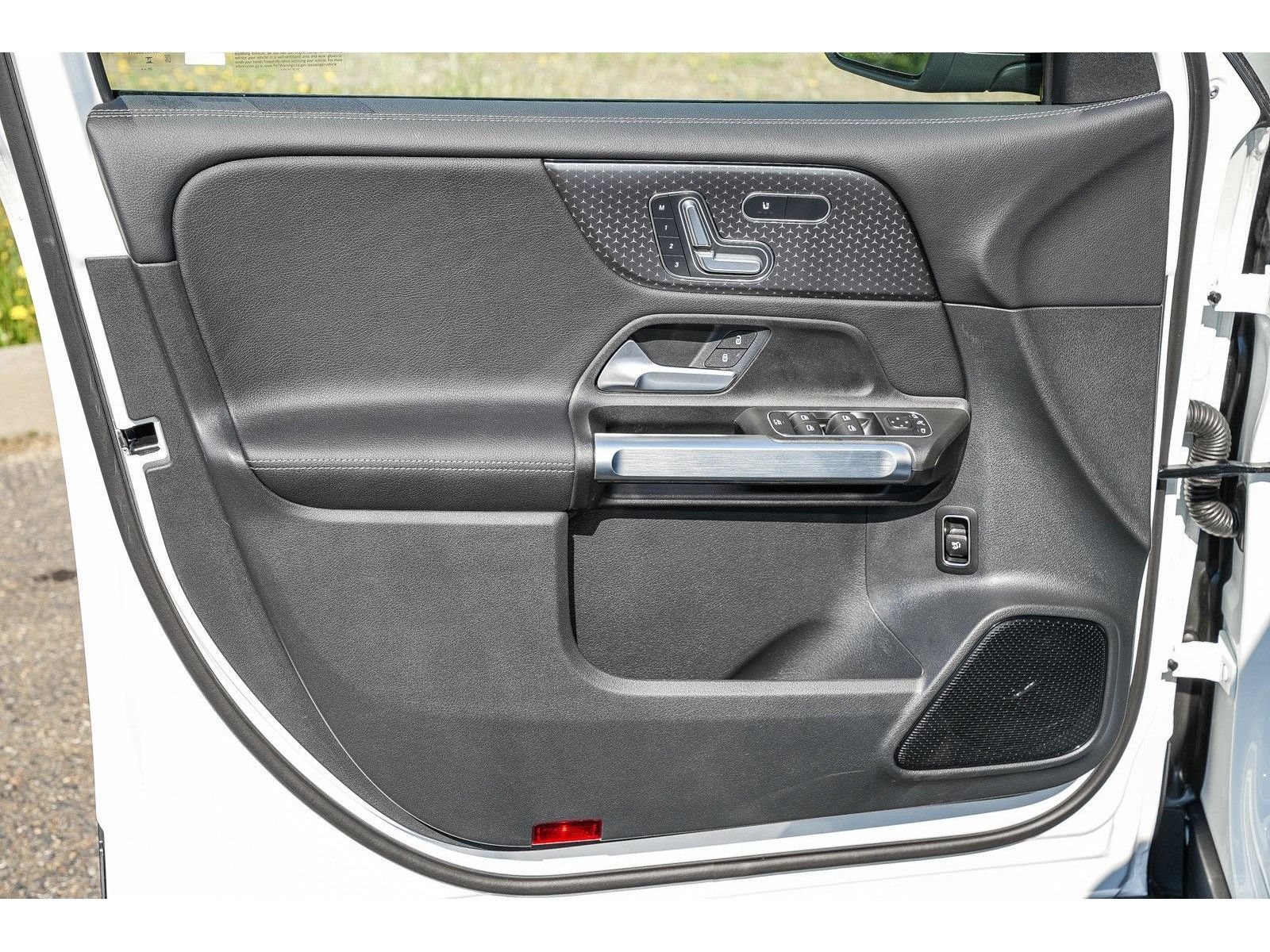 Certified 2026 Mercedes-Benz GLB 250 4MATIC image 19
