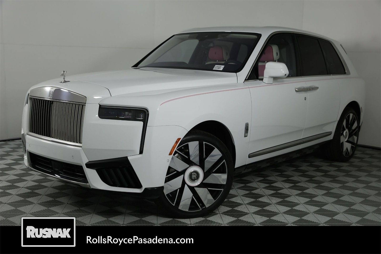 New 2025 Rolls-Royce Cullinan w/ Dynamic Package image 1