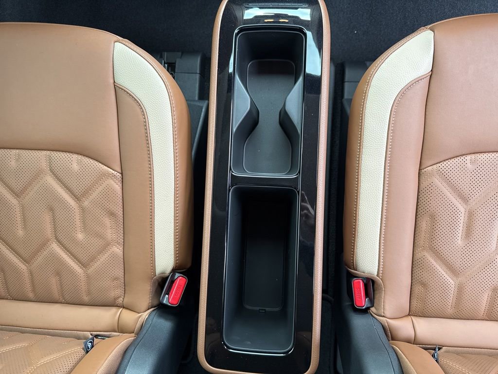 New 2026 Nissan Pathfinder Platinum image 38