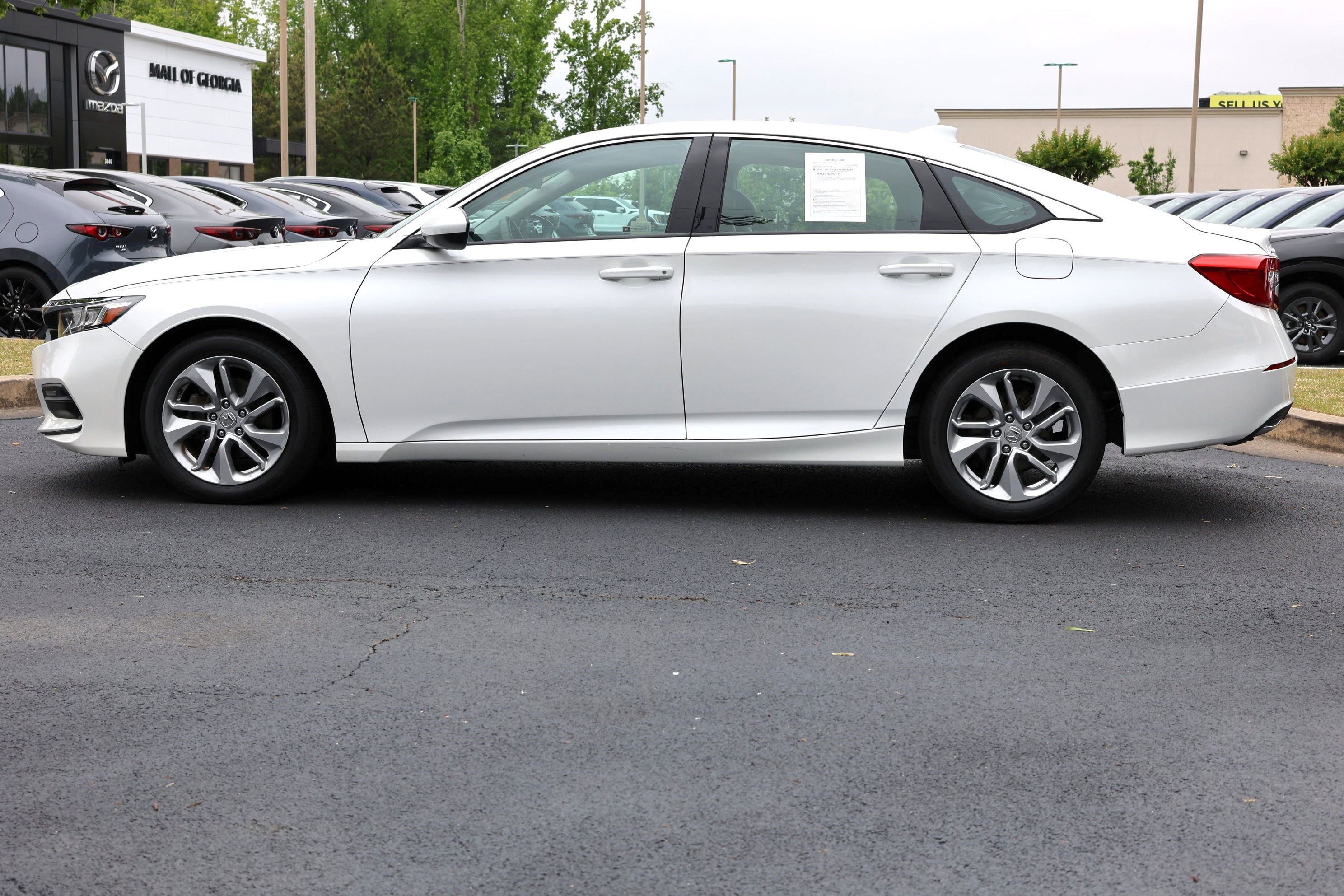Used 2018 Honda Accord LX image 5