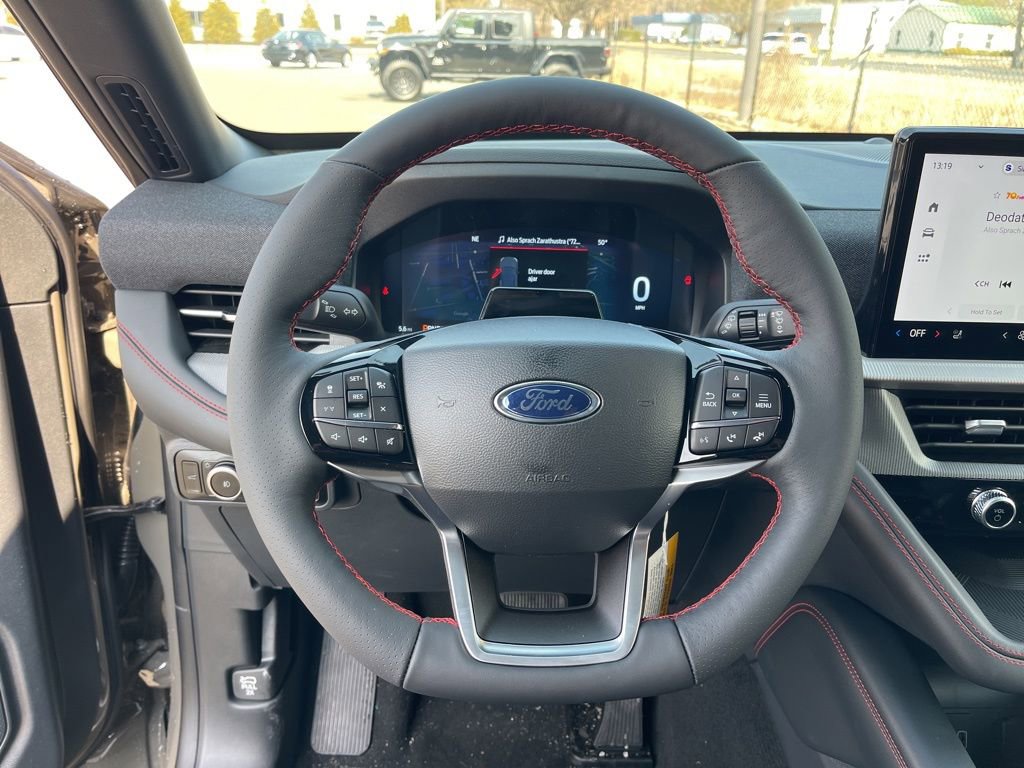 New 2026 Ford Explorer ST-Line w/ ST-Line Street Pack image 14