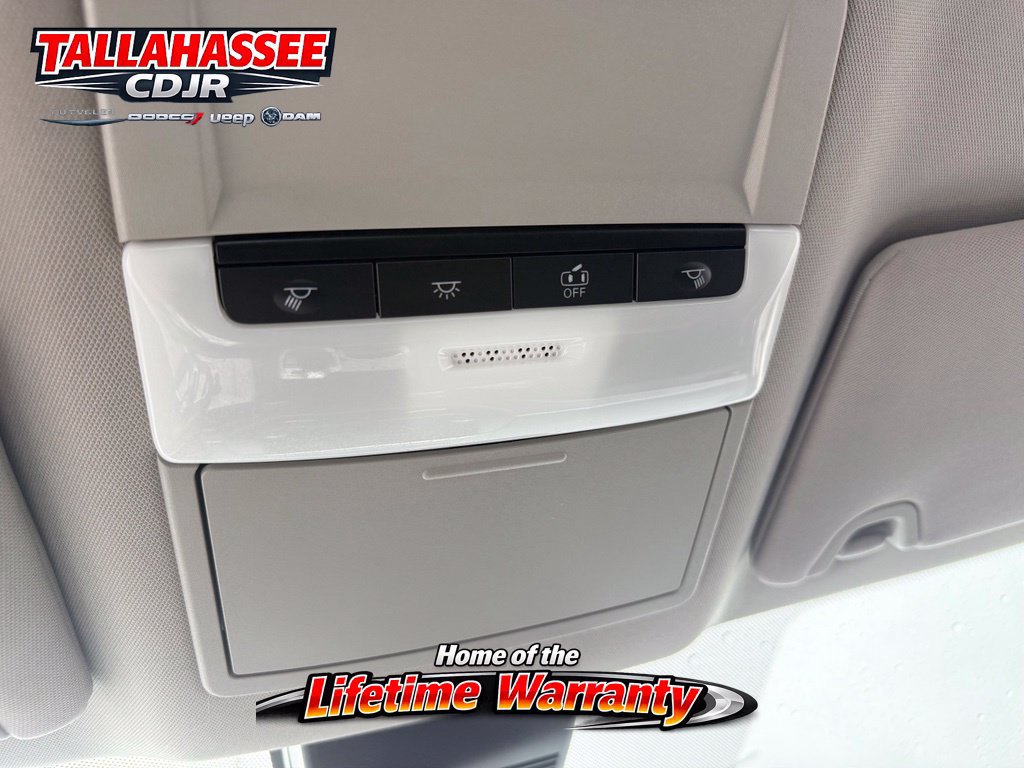 Used 2024 Nissan Altima 2.5 SR AWD/4WD image 26