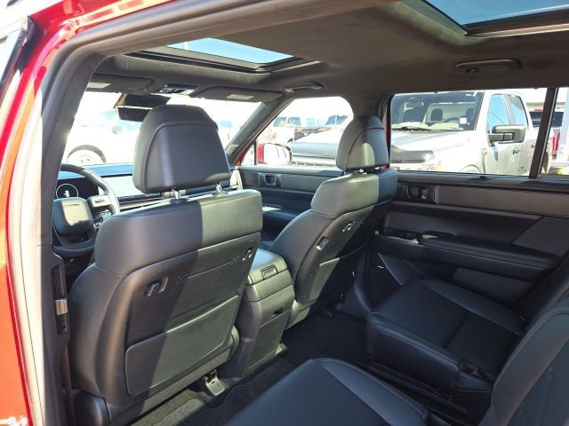 Used 2025 Hyundai Santa Fe Calligraphy image 41