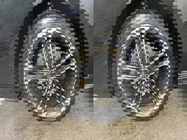 New 2025 Audi A8 L 3.0T image 9